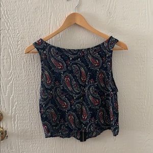 Sleeveless crop top